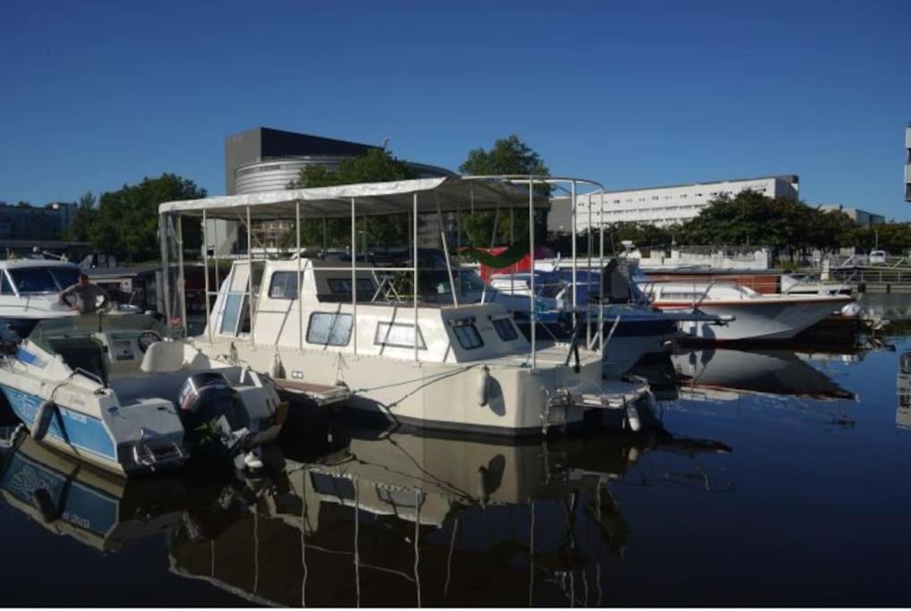 Bateau Penichette Atypique Hotel Nantes Exterior photo